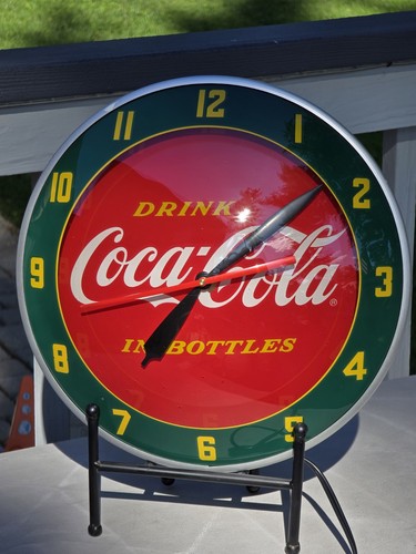 Coca cola light up wall - light,